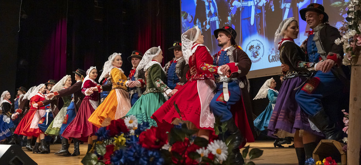 Koncert wiosenny „Folklor Duma Galicji” Studenckiego Zespołu Pieśni i Tańca Politechniki Rzeszowskiej „Połoniny”,