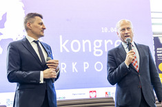 Od lewej: prof. J. Sęp, R. Kowalczyk,